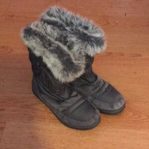 Skechers Women’s Winter Boot Sz 8.5